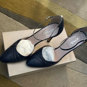 ******Like New SJP Tanny Blue Leather Pumps